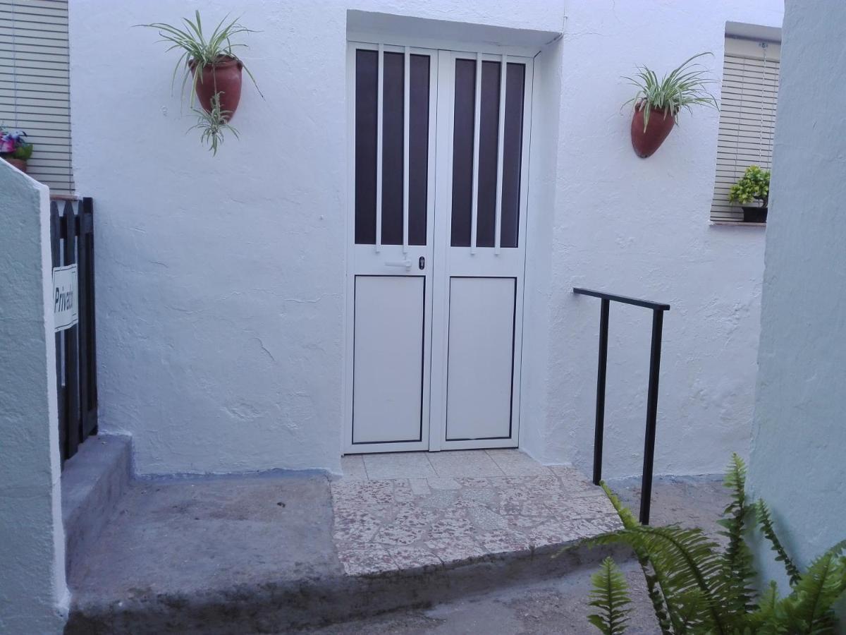 Alojamiento Magallanes Conil De La Frontera Exterior photo